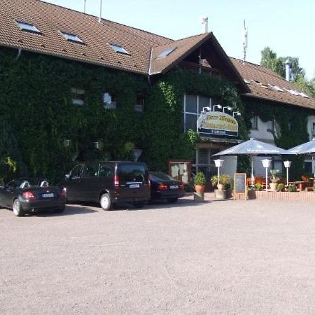 Hotel Restaurant Zur Hexe Uberherrn Екстер'єр фото